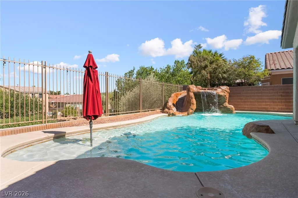 6432 Birdcall, North Las Vegas, NV 89084