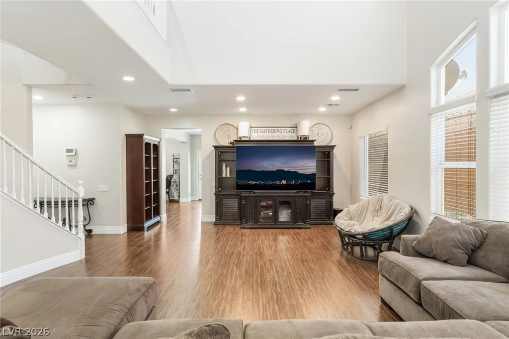 6432 Birdcall, North Las Vegas, NV 89084