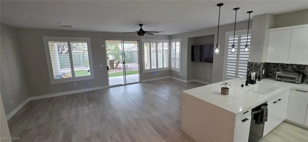 10232 Roma Madre, Las Vegas, NV 89135