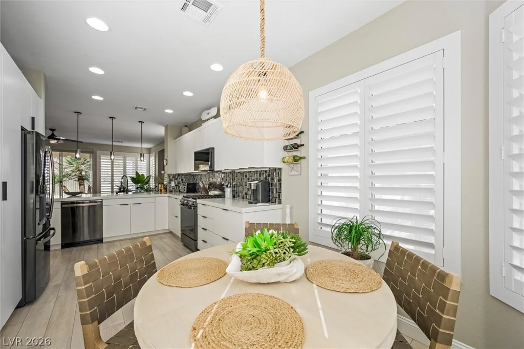 10232 Roma Madre, Las Vegas, NV 89135