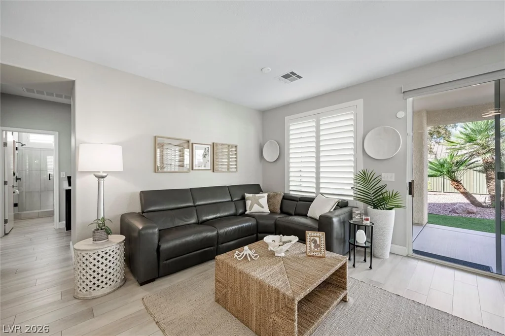10232 Roma Madre, Las Vegas, NV 89135