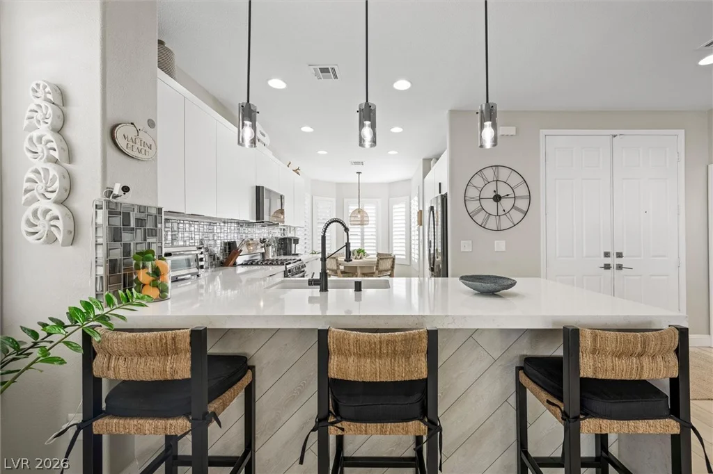 10232 Roma Madre, Las Vegas, NV 89135