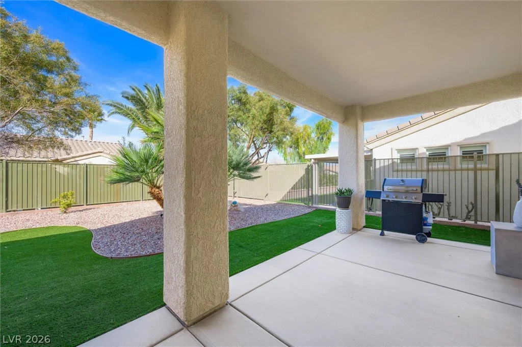 10232 Roma Madre, Las Vegas, NV 89135
