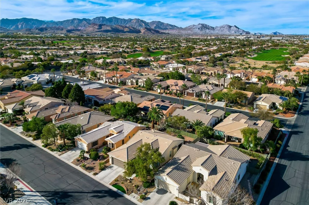 10232 Roma Madre, Las Vegas, NV 89135