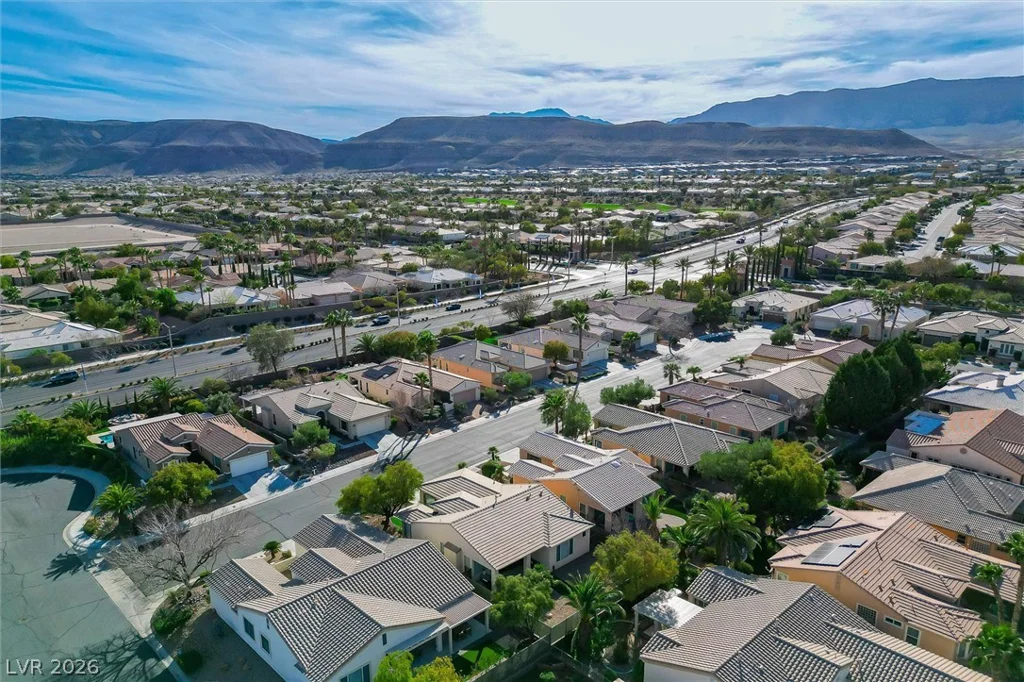 10232 Roma Madre, Las Vegas, NV 89135