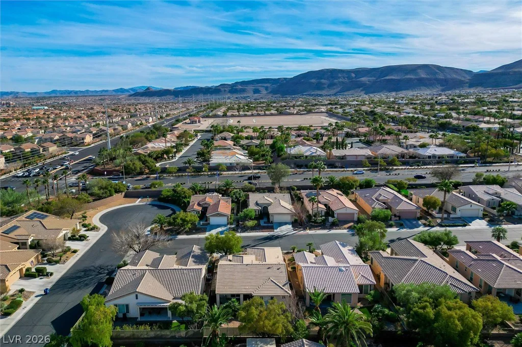 10232 Roma Madre, Las Vegas, NV 89135
