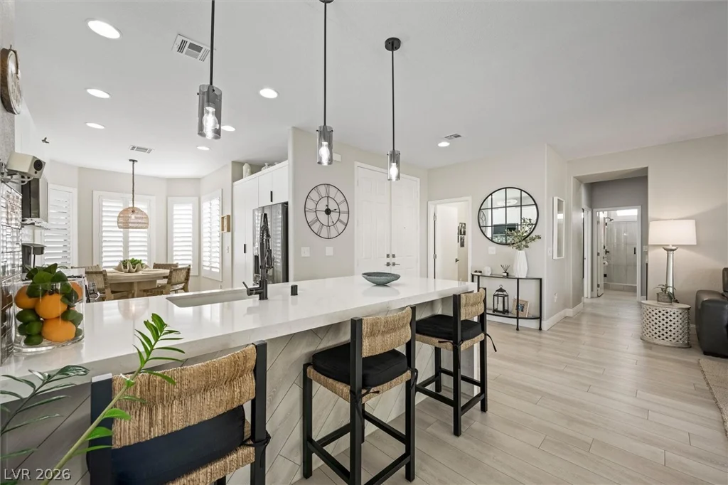 10232 Roma Madre, Las Vegas, NV 89135