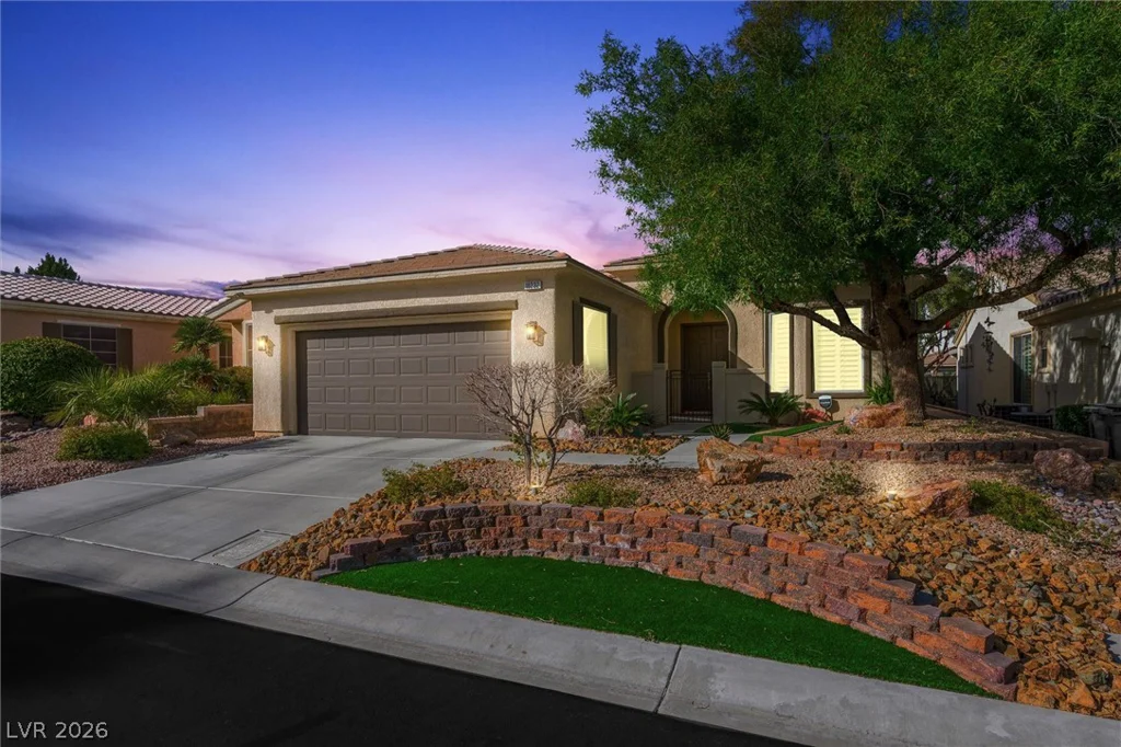10232 Roma Madre, Las Vegas, NV 89135