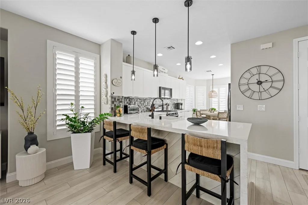 10232 Roma Madre, Las Vegas, NV 89135