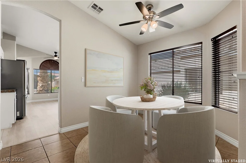 972 Hollandsworth, Las Vegas, NV 89123