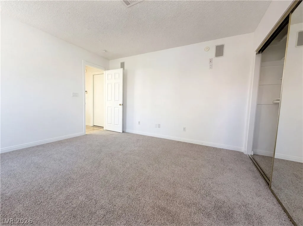 699 Thousand Oaks, Las Vegas, NV 89123