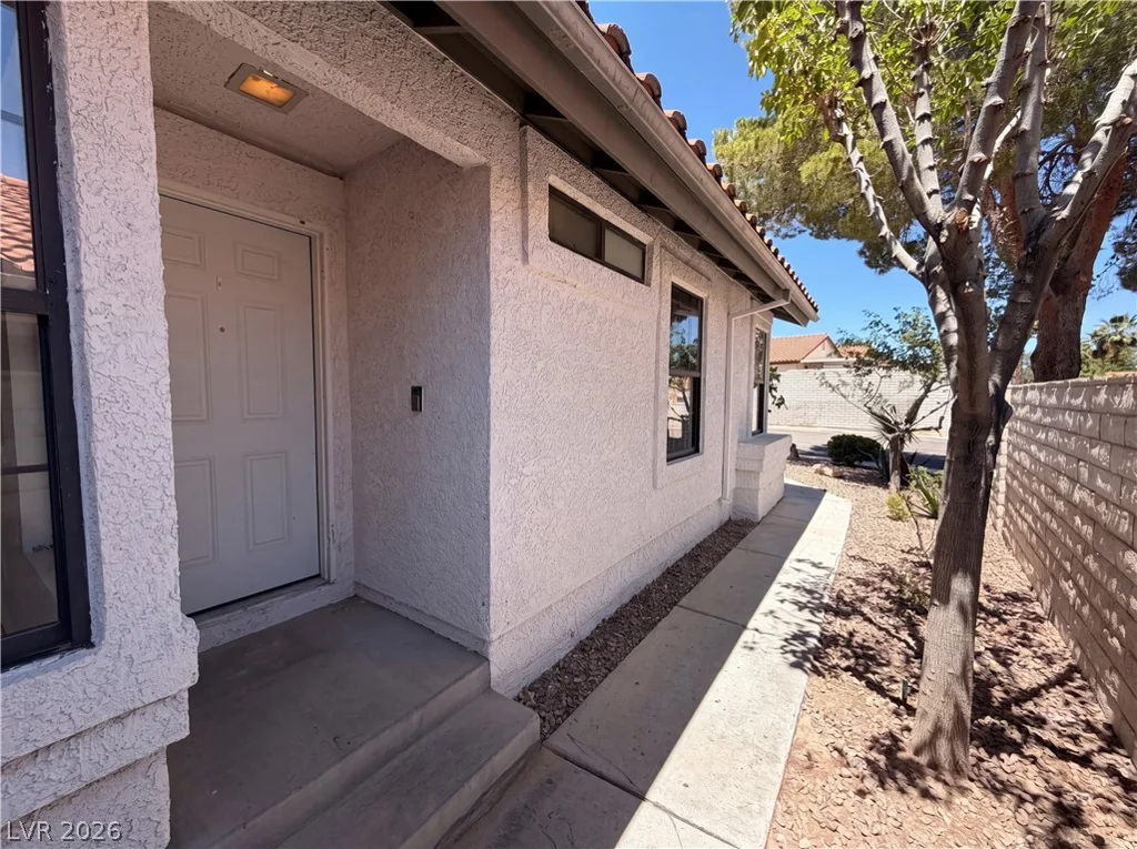 699 Thousand Oaks, Las Vegas, NV 89123