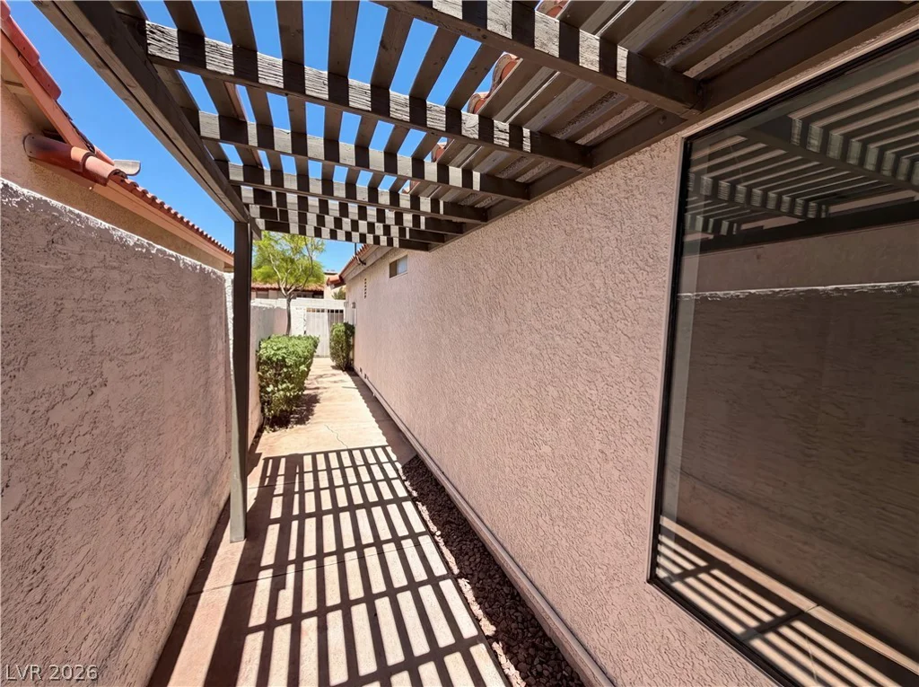 699 Thousand Oaks, Las Vegas, NV 89123
