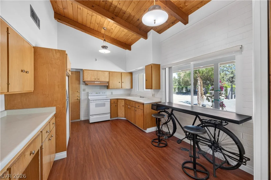 6727 Pecos, Las Vegas, NV 89120