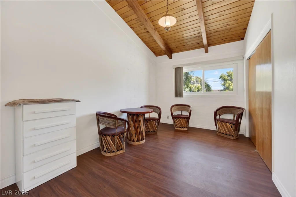 6727 Pecos, Las Vegas, NV 89120