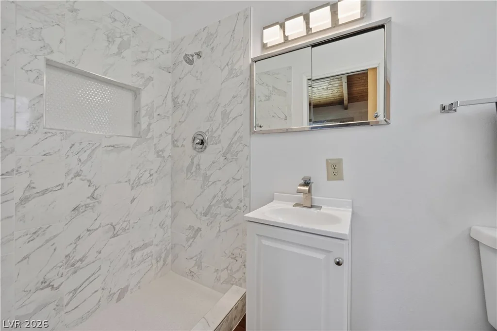 6727 Pecos, Las Vegas, NV 89120