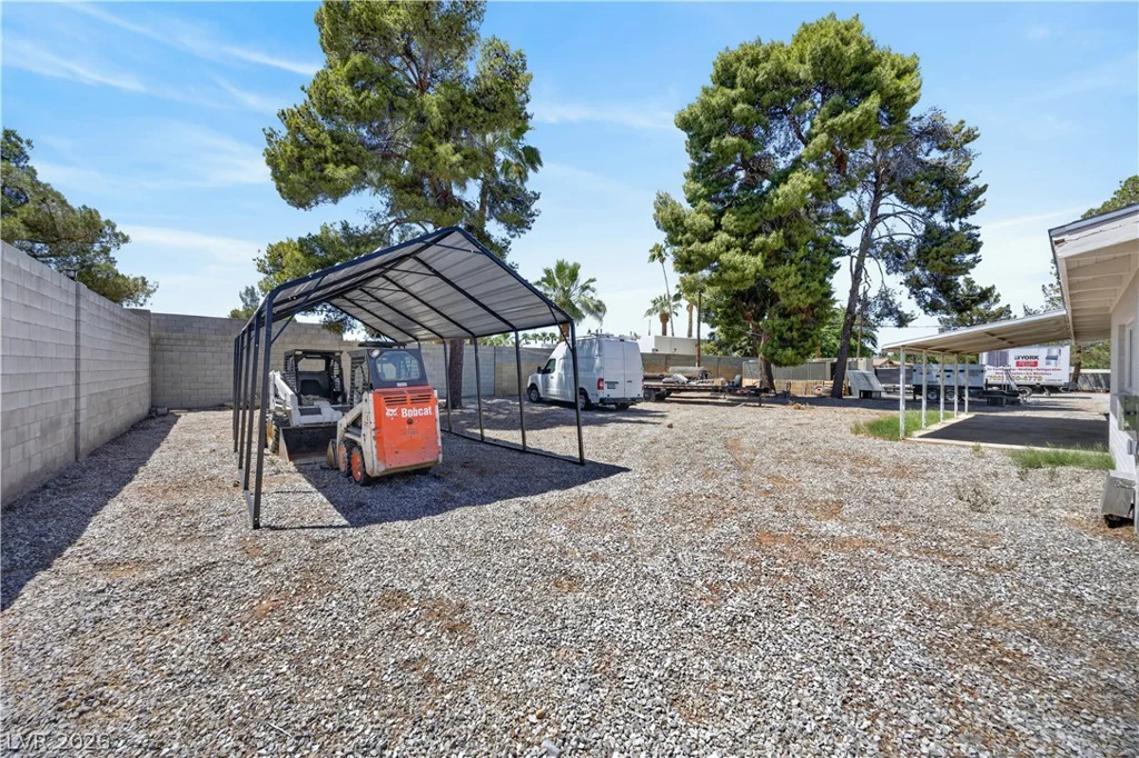 6727 Pecos, Las Vegas, NV 89120