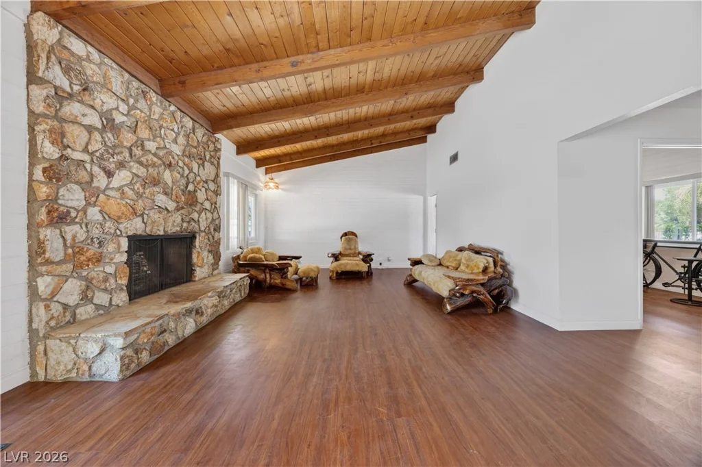 6727 Pecos, Las Vegas, NV 89120