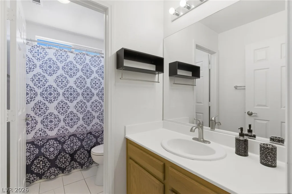 144 Beaver Falls, Las Vegas, NV 89123
