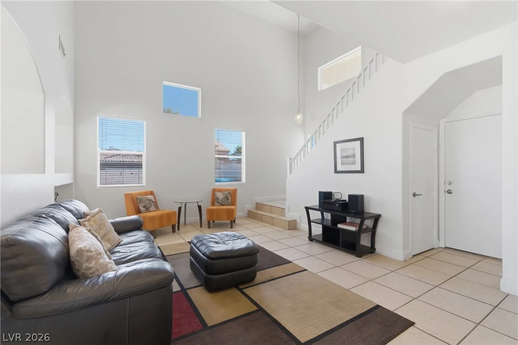 144 Beaver Falls, Las Vegas, NV 89123