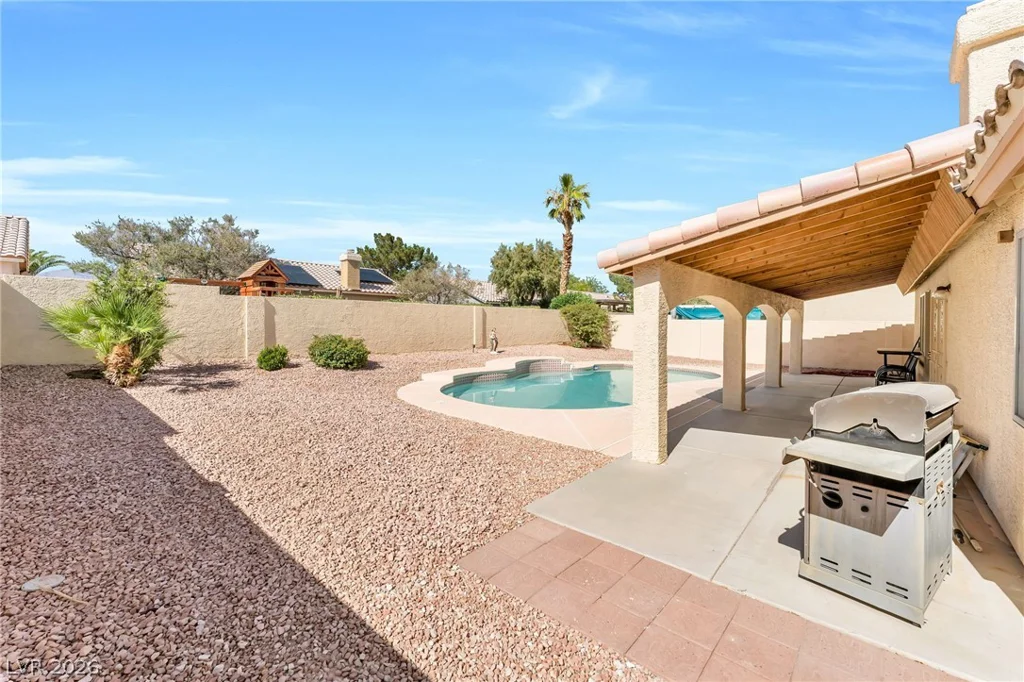 4428 La Madre, North Las Vegas, NV 89031