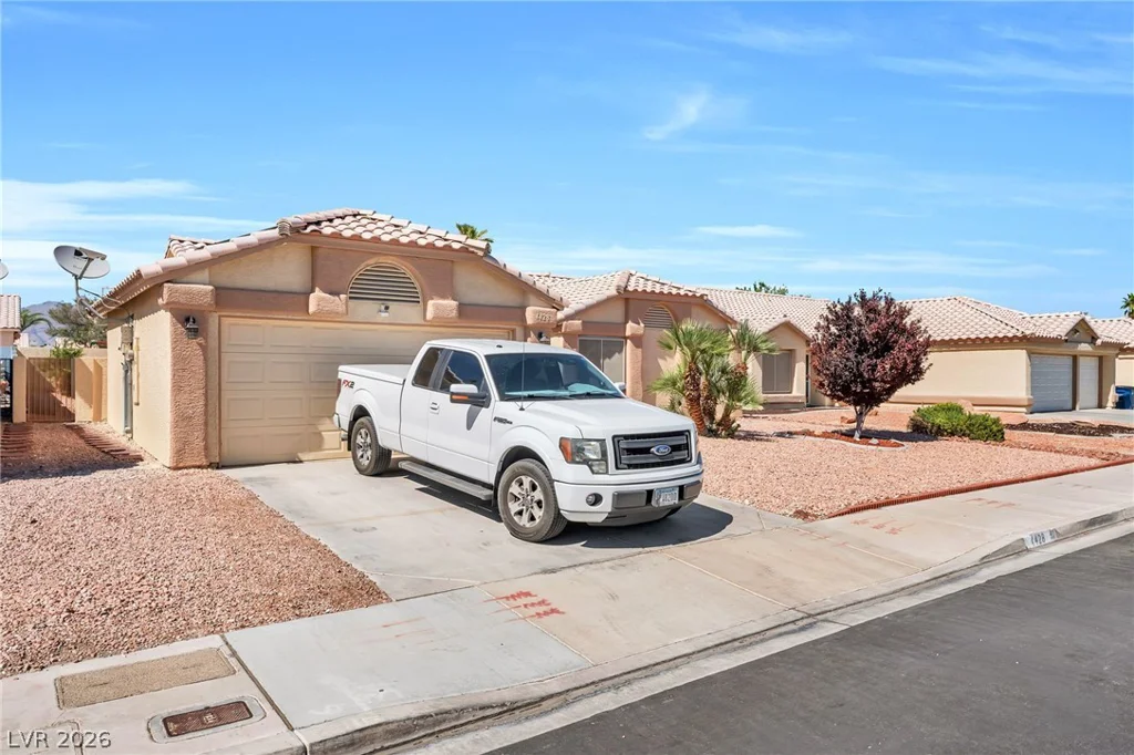 4428 La Madre, North Las Vegas, NV 89031