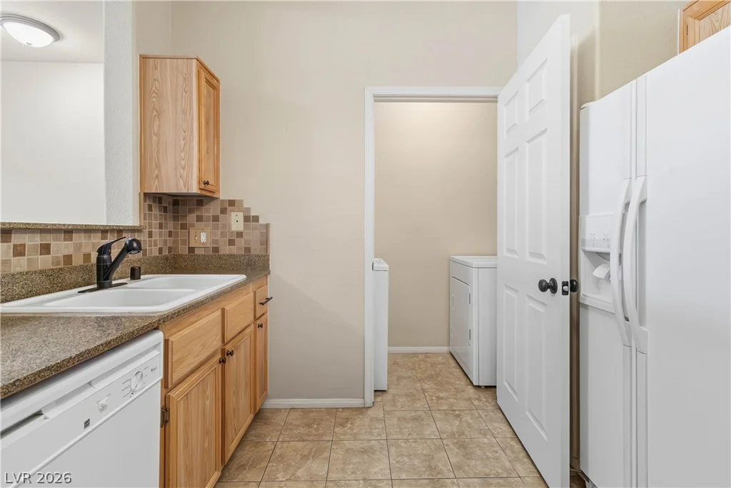 10550 Alexander, Las Vegas, NV 89129