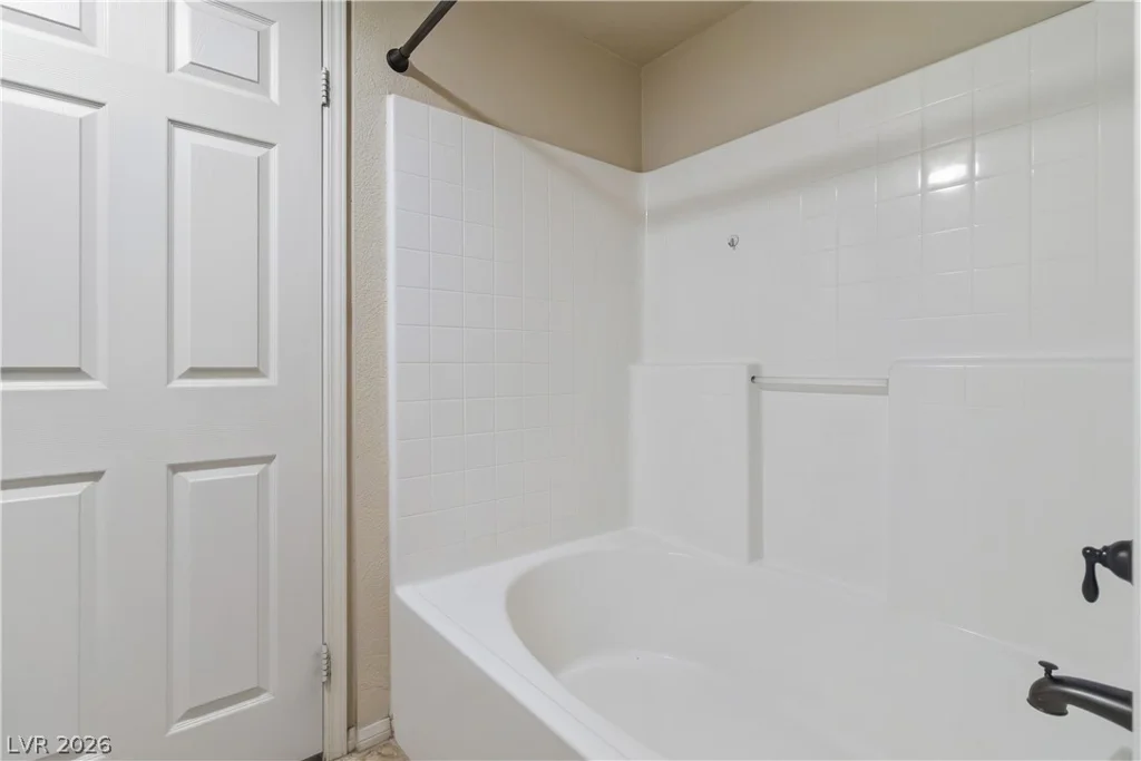 10550 Alexander, Las Vegas, NV 89129