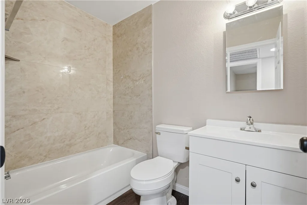 5416 Burntwood, Las Vegas, NV 89108