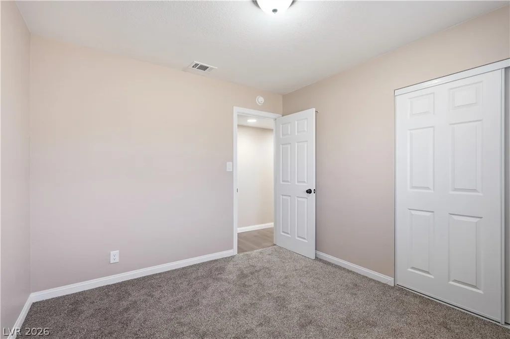 5416 Burntwood, Las Vegas, NV 89108