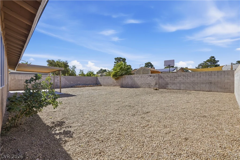 5416 Burntwood, Las Vegas, NV 89108