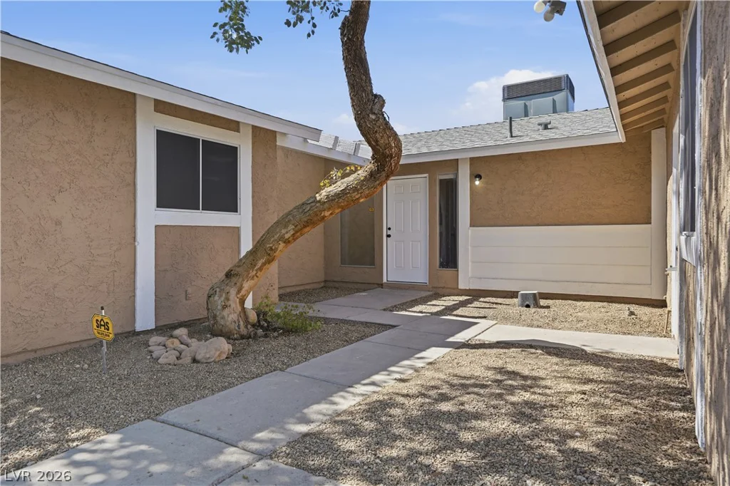 5416 Burntwood, Las Vegas, NV 89108