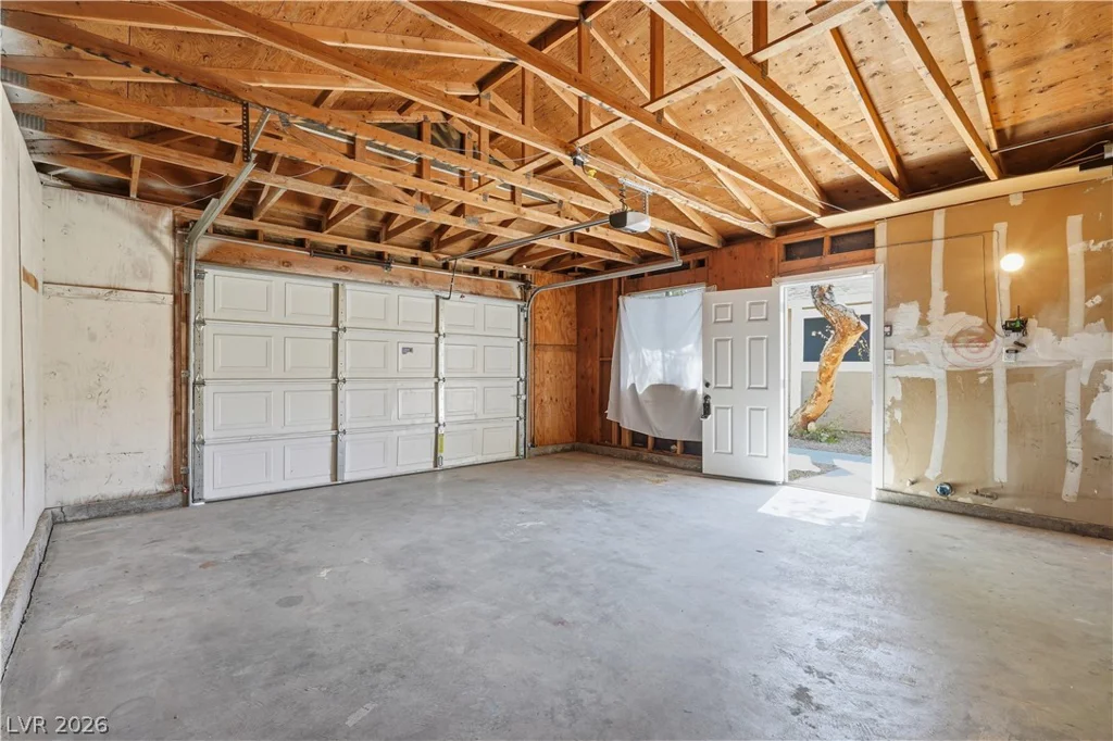 5416 Burntwood, Las Vegas, NV 89108