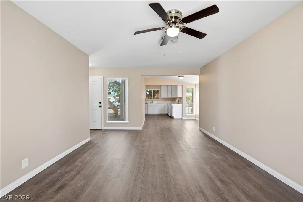 5416 Burntwood, Las Vegas, NV 89108