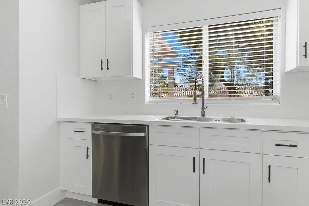 2520 Silverton, Las Vegas, NV 89134