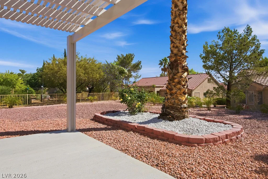 2520 Silverton, Las Vegas, NV 89134
