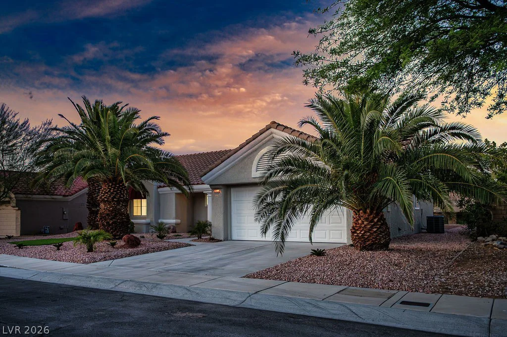 2520 Silverton, Las Vegas, NV 89134