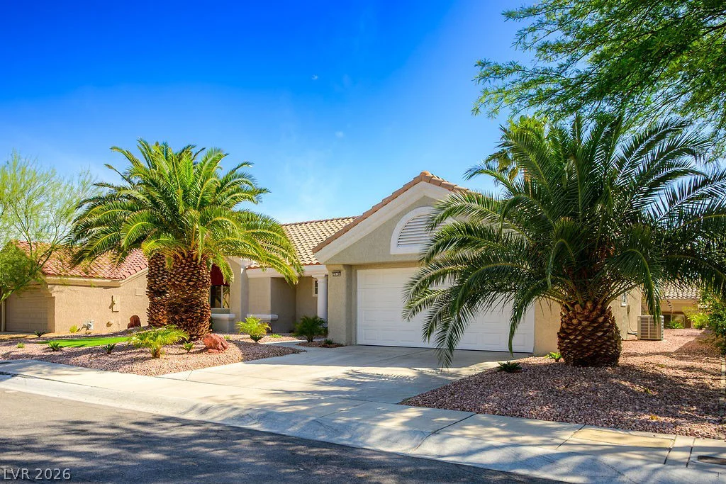 2520 Silverton, Las Vegas, NV 89134