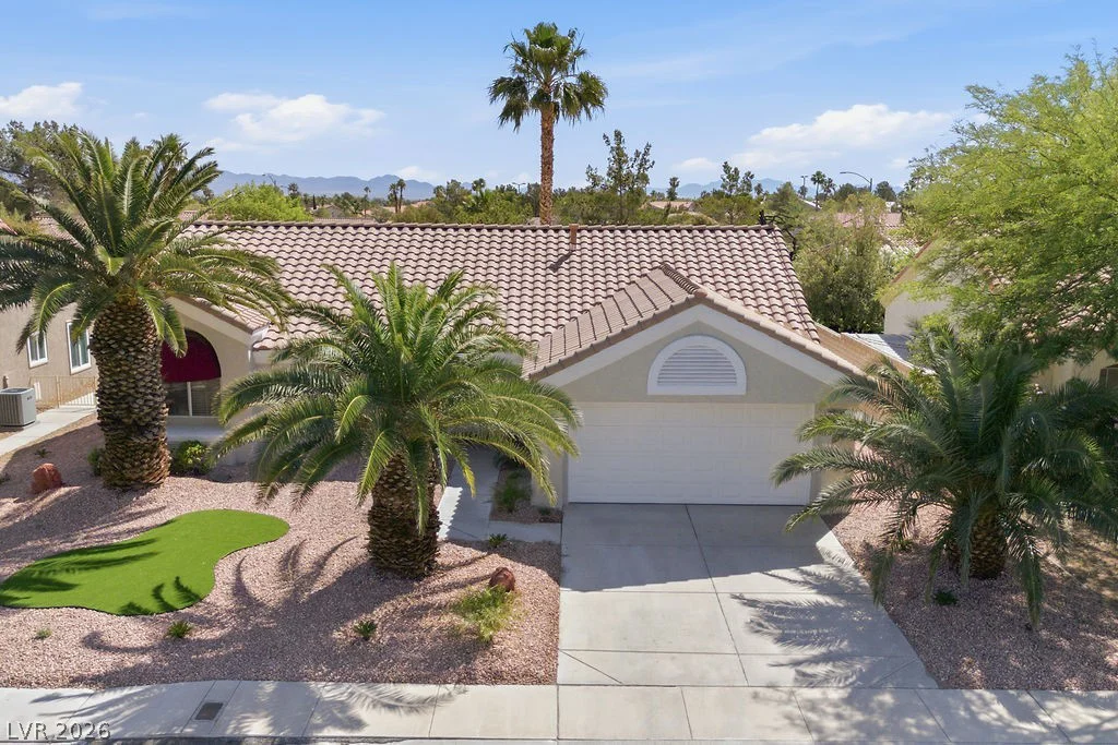 2520 Silverton, Las Vegas, NV 89134