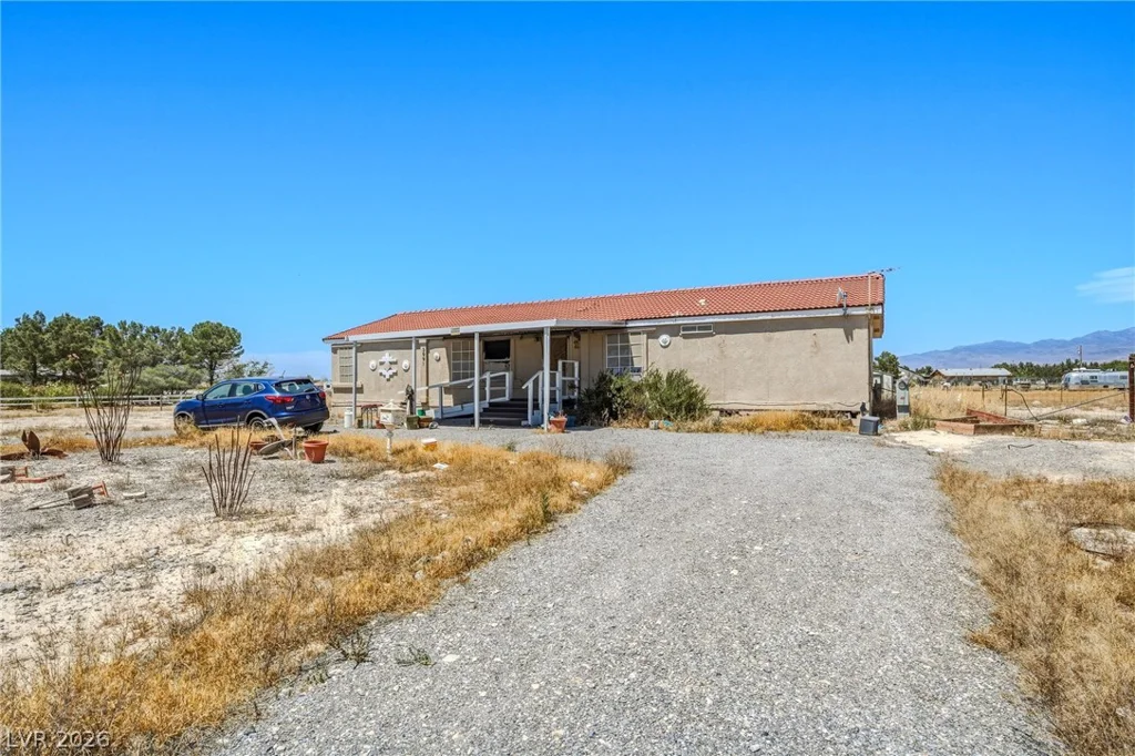 3991 Tahachapi, Pahrump, NV 89048