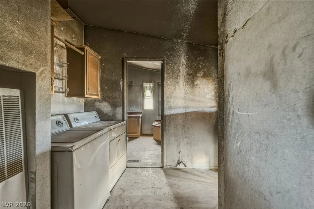 3991 Tahachapi, Pahrump, NV 89048