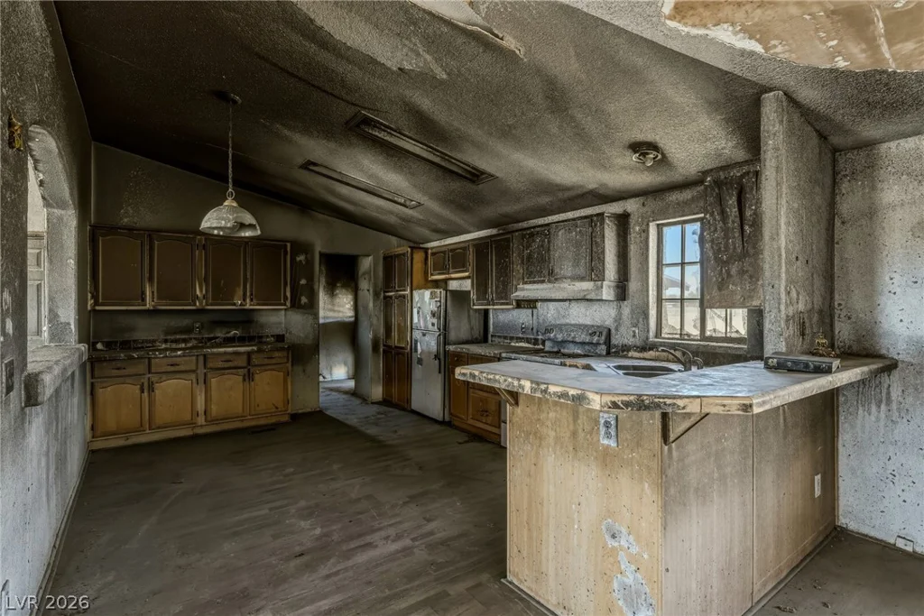 3991 Tahachapi, Pahrump, NV 89048