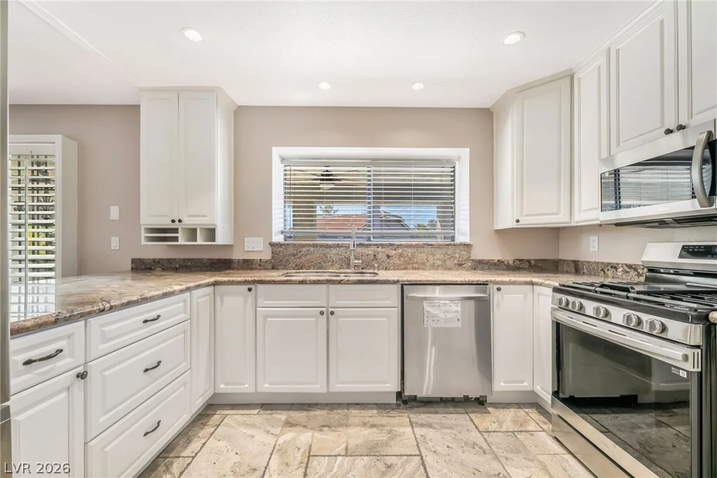 3181 Shadow Bluff, Las Vegas, NV 89120