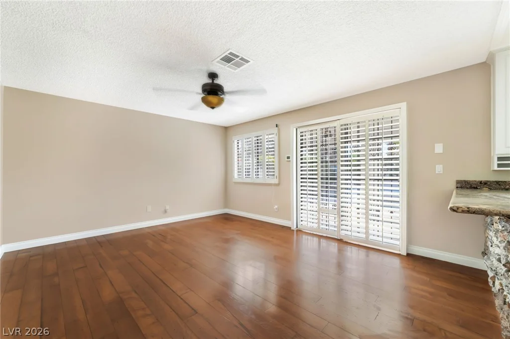 3181 Shadow Bluff, Las Vegas, NV 89120