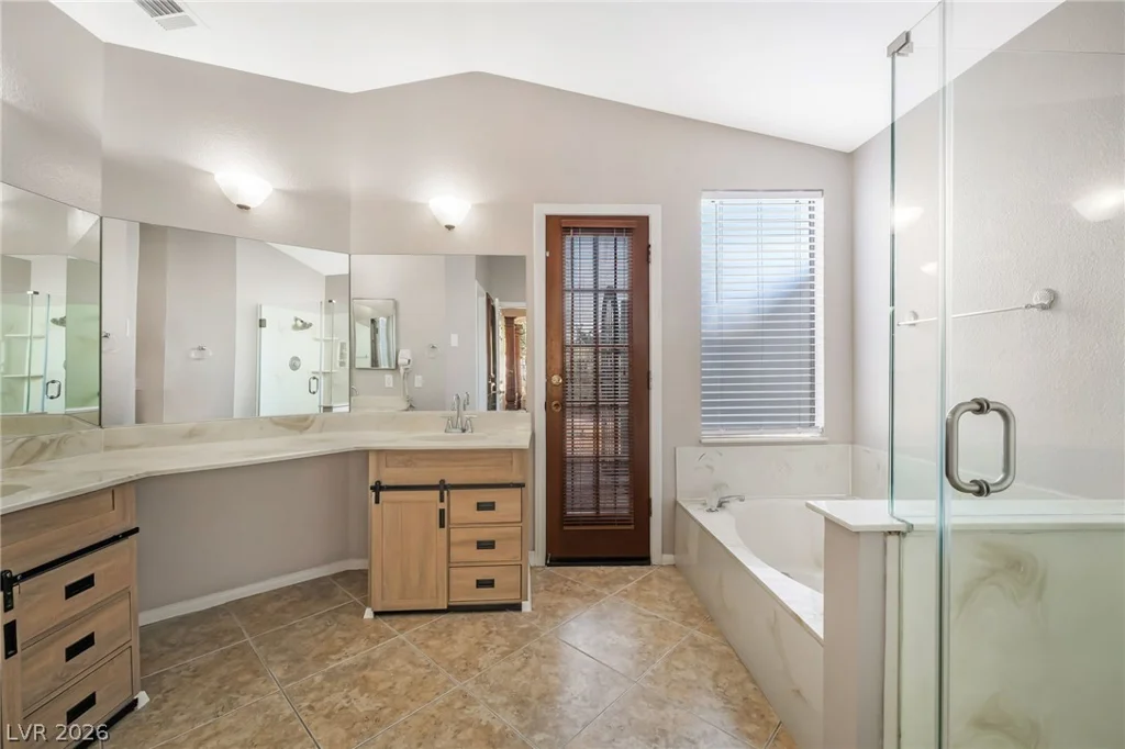 3181 Shadow Bluff, Las Vegas, NV 89120