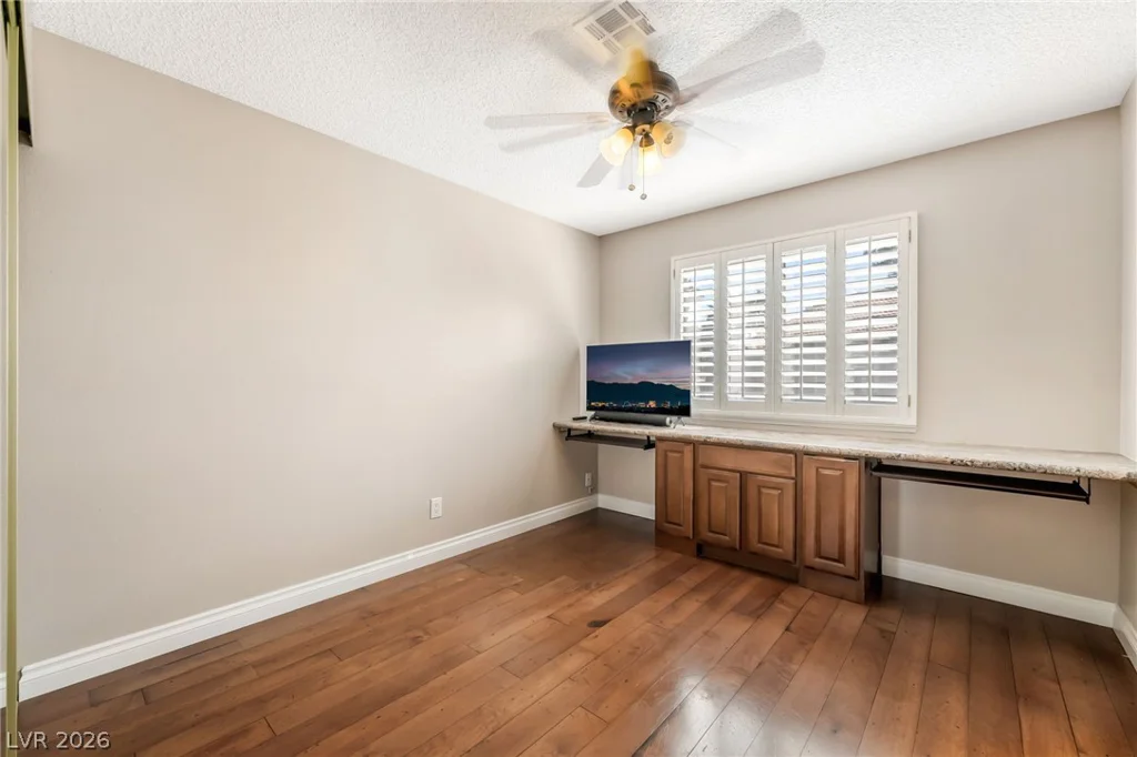 3181 Shadow Bluff, Las Vegas, NV 89120