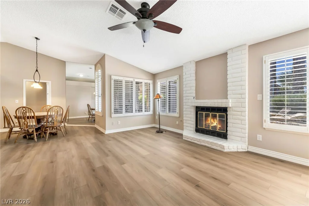 3181 Shadow Bluff, Las Vegas, NV 89120