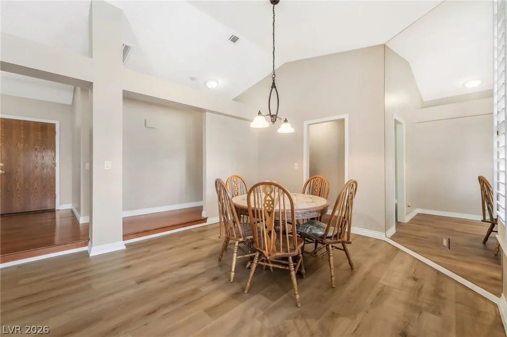 3181 Shadow Bluff, Las Vegas, NV 89120