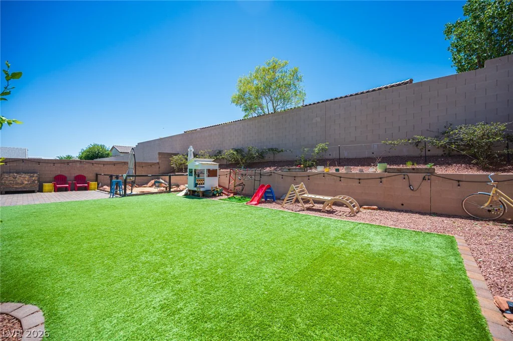 6361 Cascade Peak, Las Vegas, NV 89149