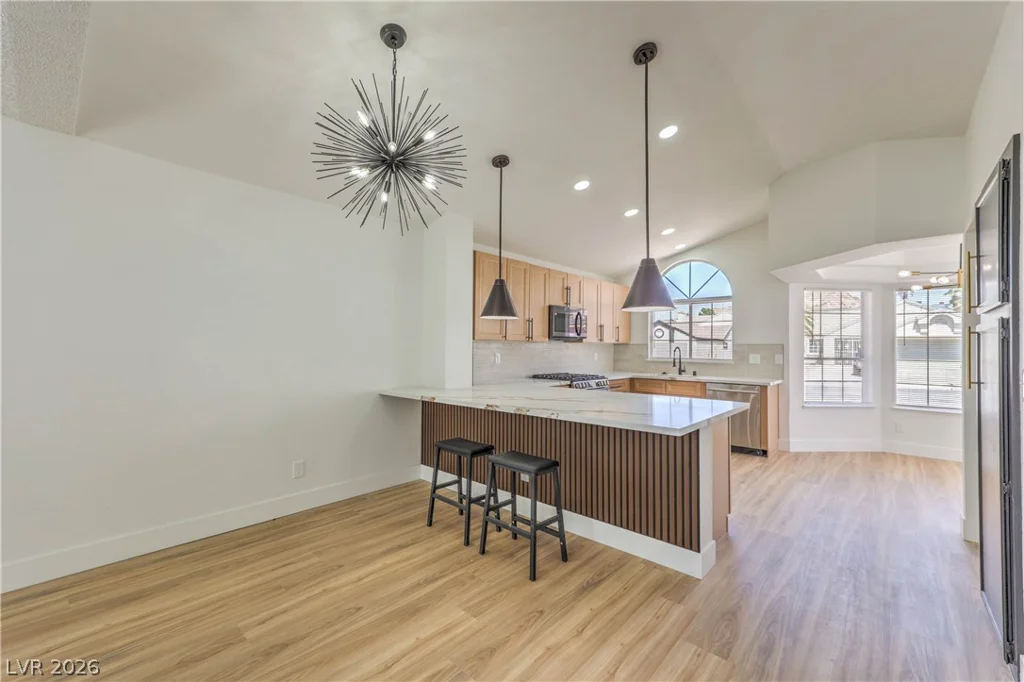 2215 Little River, Las Vegas, NV 89156